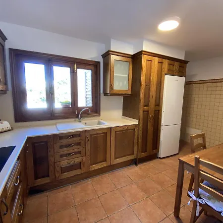 Con Piscina Cerca Del Mar فيلة سانت يويس